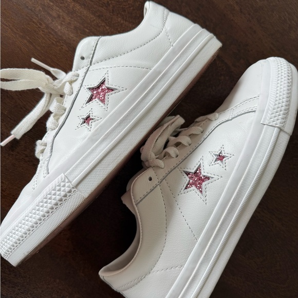 Converse White Sneakers with Pink Star Accents - Picture 13 of 13
